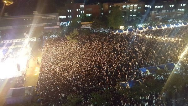 부경대 트와이스 구경하던 여대생 2명 추락사고 | 인스티즈