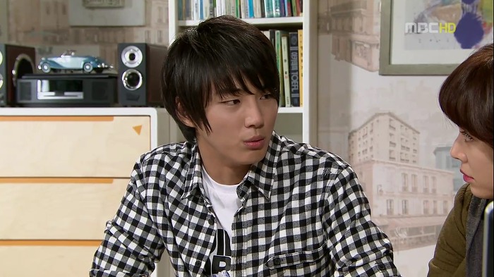 [지붕뚫고하이킥] 띠드버거.jpg | 인스티즈