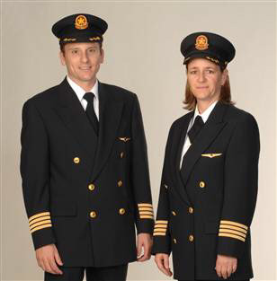 훌리들아 북미 항공사별 뱅기 도장하구 유니폼 어디가 이뻐? | 인스티즈