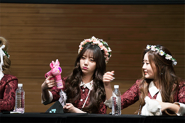 비눗방울쏘는 러블리즈 케이.gif | 인스티즈