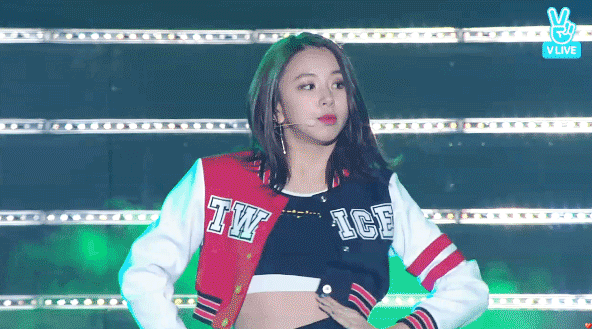 주말 상암 DMC & 부산 ASF 뛴 트와이스(50장 주의) | 인스티즈