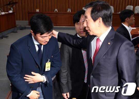 박영선: 고영태씨 이중에서 거짓말 제일 많이하고 있는 사람 누구임?? | 인스티즈