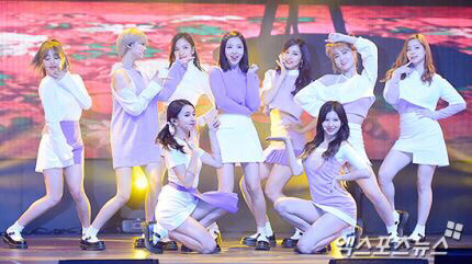 트와이스에게 신인상은 너무 작다 | 인스티즈