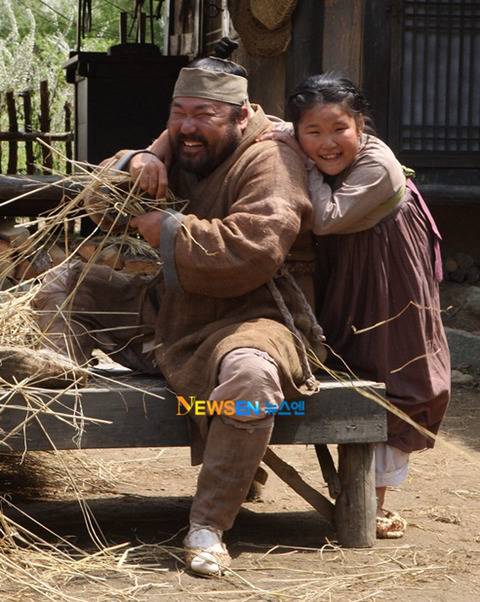 얼굴만 봐도 기분 좋아지는 배우 | 인스티즈