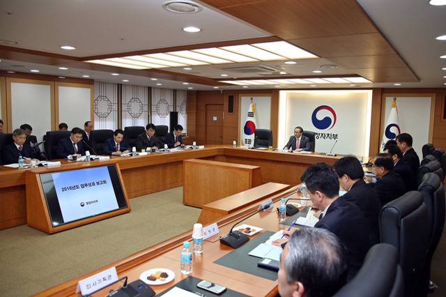 출산지도를 만든 행정자치부 업무성과 보고회 사진 | 인스티즈