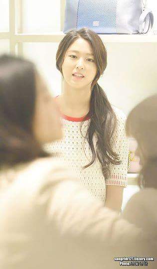 뽀사시한 설현 | 인스티즈