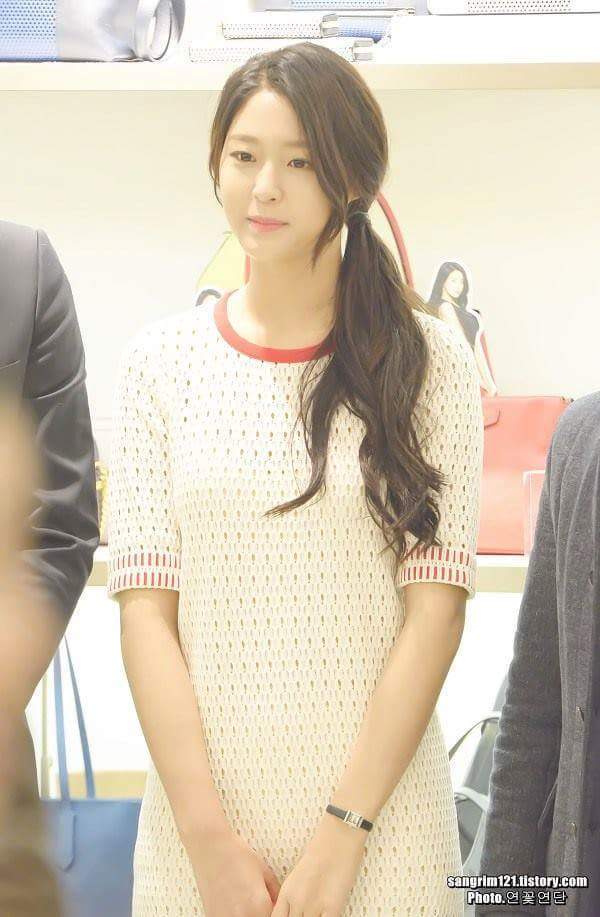 뽀사시한 설현 | 인스티즈