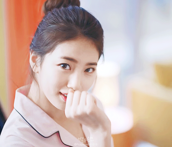 2017 수지 비타오백.gif | 인스티즈