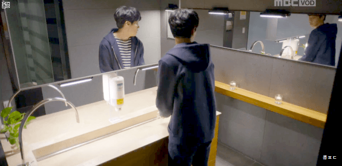 [운빨로맨스] 여주에게 입덕한 연애초보 남주가 현망진창 되가는 과정.jpgif | 인스티즈