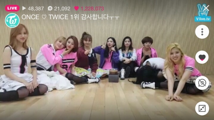 [트와이스] 타이밍을 못 맞추는 쯔위 | 인스티즈