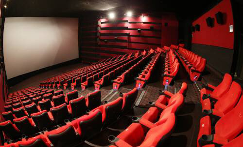 영화관 없이 살기 vs 노래방 없이 살기.jpg | 인스티즈