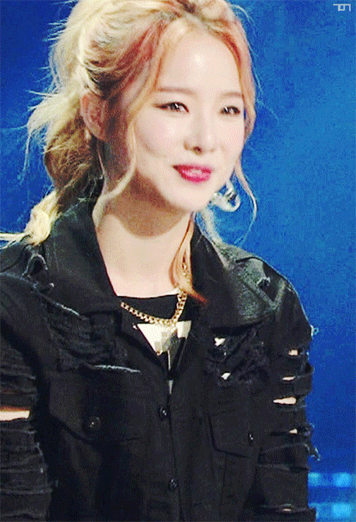 카톡하면 꼬박꼬박 답장 잘해줄것 같은 여자.jpg | 인스티즈