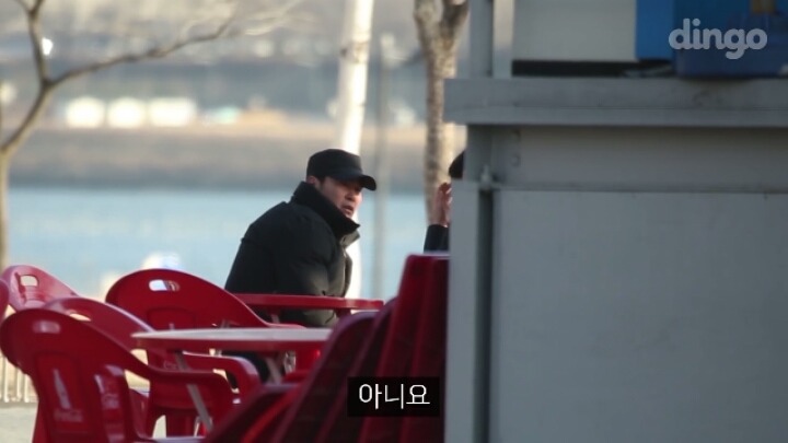 왕따 당한 학생이 울면서 도와 달라고 하면은?(연기) | 인스티즈