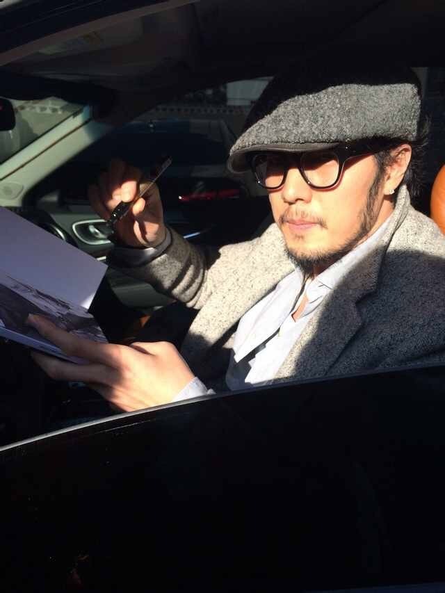 인간적으로 탈덕 안하는 골수팬에게 밥 사줘야 할 것 같은 배우ㅋㅋㅋ | 인스티즈