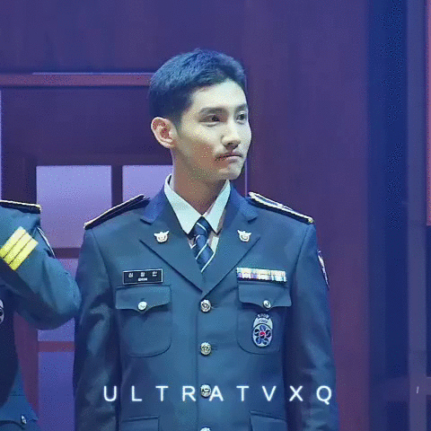 선임 개그에 야유하는게 내 팬임.jpgif (움짤 버전) | 인스티즈