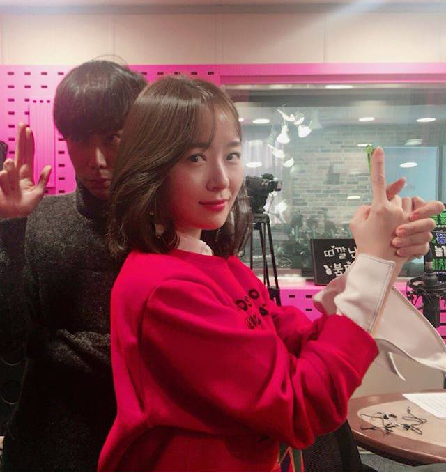 오늘자 뽀뽀녀 | 인스티즈