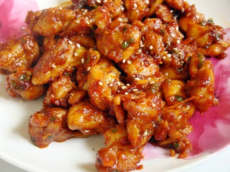 모든 닭고기 요리 포기 vs 모든 돼지고기 요리 포기 | 인스티즈