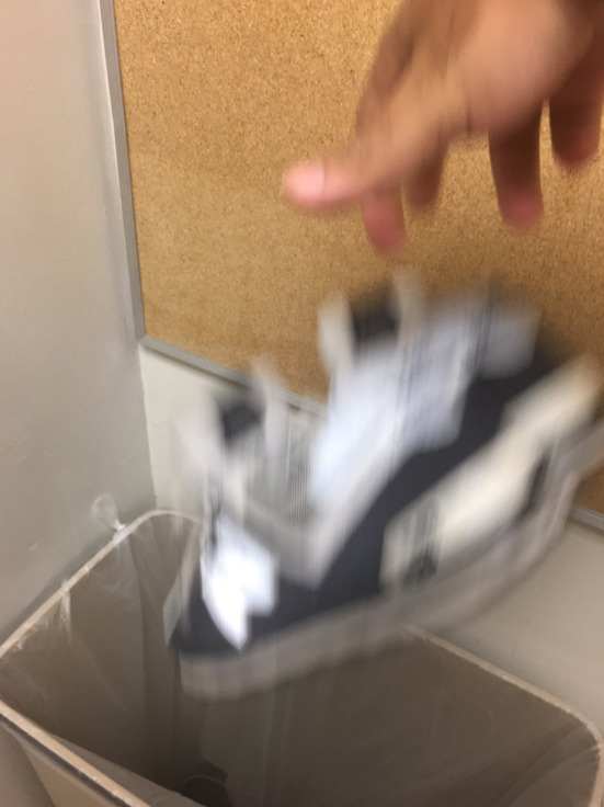 뉴발란스가 트럼프를 지지했다는걸 안 후 미국 사람들의 분노 | 인스티즈