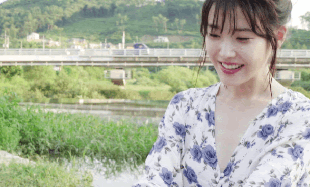 아이유 올림머리.jpgif | 인스티즈