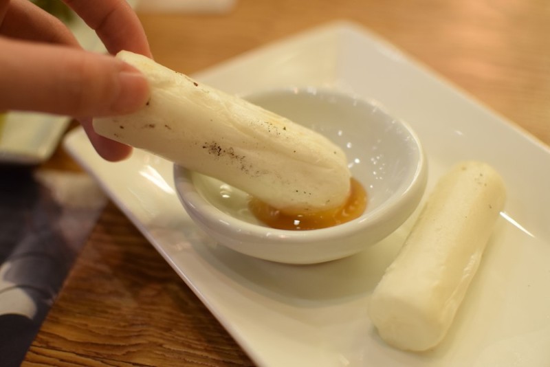 [떡] 그냥 먹어도 맛있고 꿀에 찍어 먹어도 맛있는 구운 가래떡 | 인스티즈