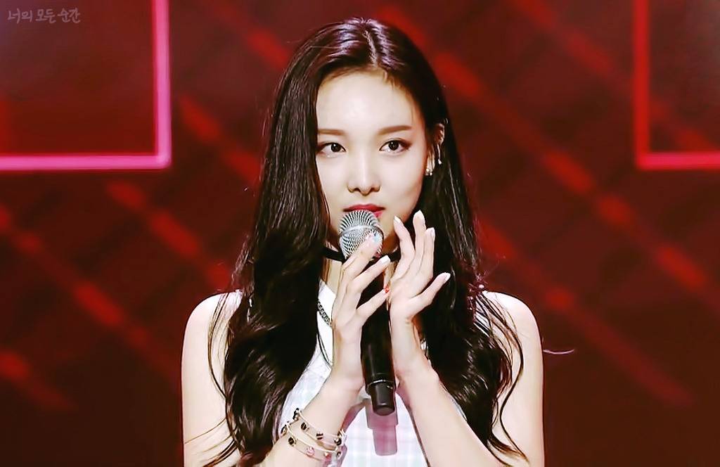 식스틴떄랑 이미지가 많이바뀐 트와이스 나연 | 인스티즈