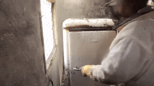 고장나 방치한 냉장고에서 | 인스티즈