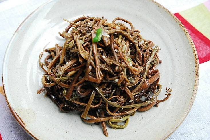 채소인데도 불구하고 먹으려고 하면 할머니가 멀리 밀어놓으시던 음식.jpg | 인스티즈