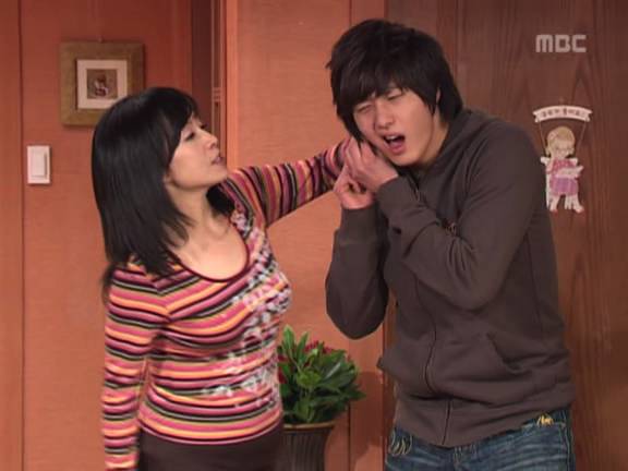 [거침없이하이킥] 80등 오르고도 소외된 윤호.jpg | 인스티즈