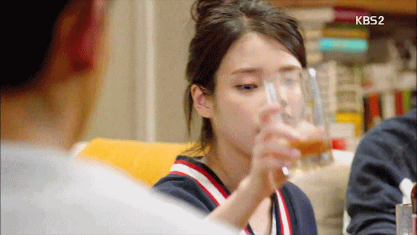 똥머리 아이유.jpgif | 인스티즈