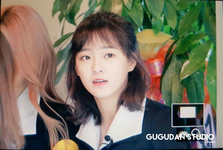 김세정 총쏘는 자세 ㄷㄷㄷ | 인스티즈