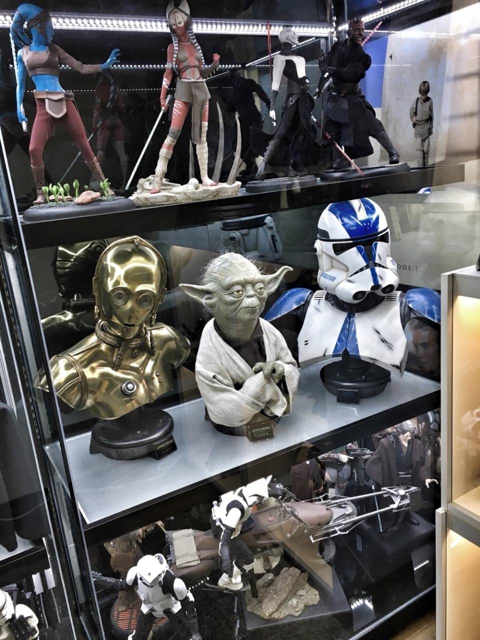 얘들아~ 삼촌 방에 장난감 많으니깐 절루 가서 놀아~ | 인스티즈