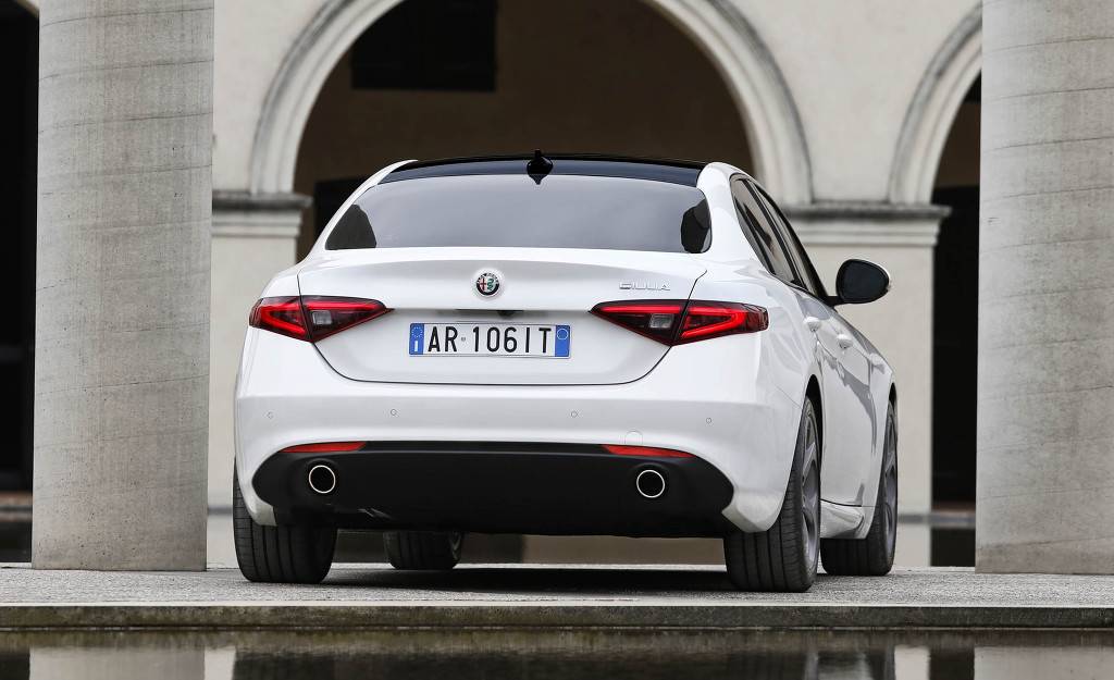 2017 알파로메오 줄리아 [데이터주의] | 인스티즈