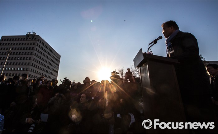 오늘자 국회앞 연설하는 문재인 | 인스티즈