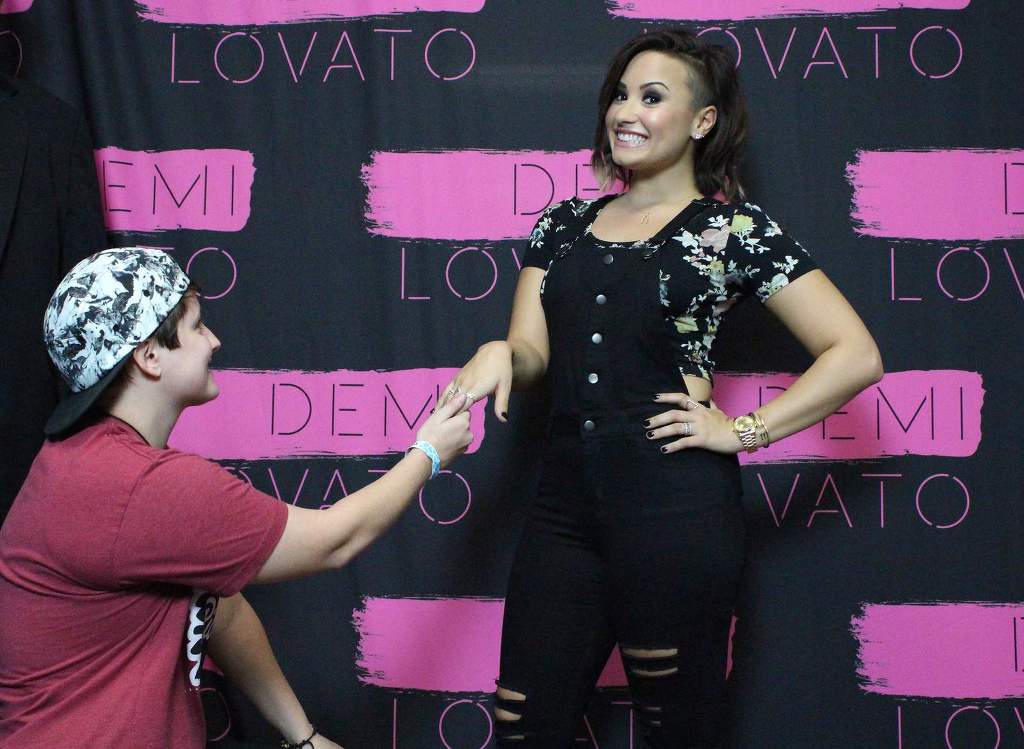 데미 로바토 | 인스티즈