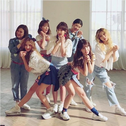 전면수정된 언니쓰 2기 무대의상 | 인스티즈