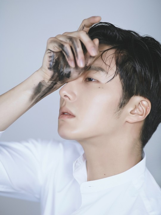 대박작품 하나만 만나면 진짜 탑으로 올라갈것같은 배우 | 인스티즈