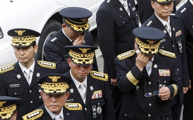 여러 국가들이 용감하게 싸운 영웅들을 떠나보내는 방법 | 인스티즈