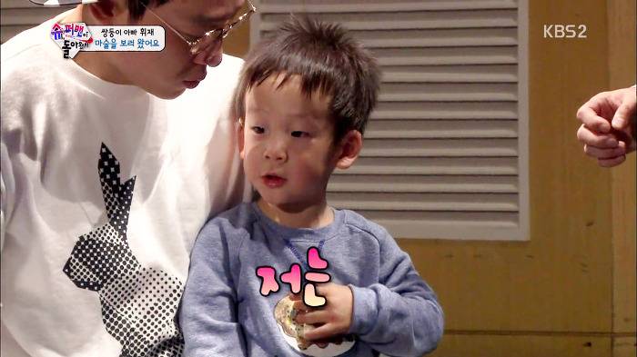 [슈퍼맨이돌아왔다] 계속 우기는 이휘재한테 화난 이서언ㅋㅋㅋㅋㅋ.JPG | 인스티즈