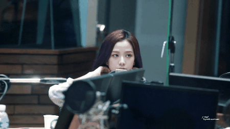 예쁜 여자가 머리 정리할때의 섹시함 | 인스티즈