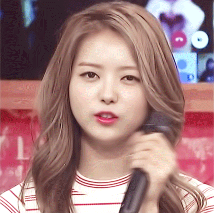 I.O.I 활동으로 안면근육도 쓸수 있게된 나영이 | 인스티즈