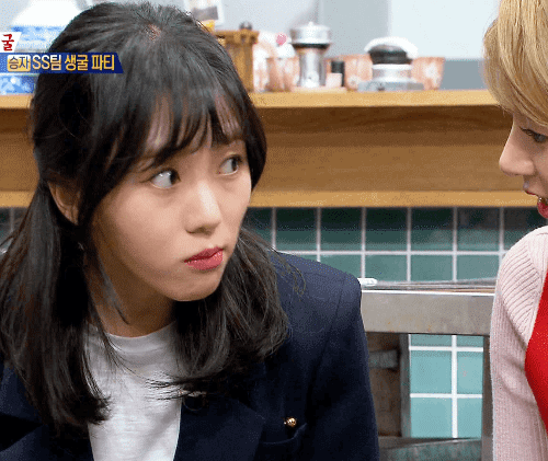 적극적으로 민아에게 다가가는 초아 | 인스티즈