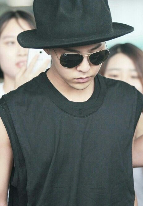 팬들도 누군지 헷갈려한다는 사진들.jpg | 인스티즈