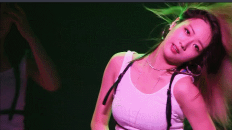 윤보미가 이렇게 섹시했나 싶었던 짤 | 인스티즈