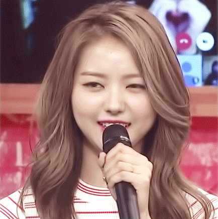 I.O.I 활동으로 안면근육도 쓸수 있게된 나영이 | 인스티즈