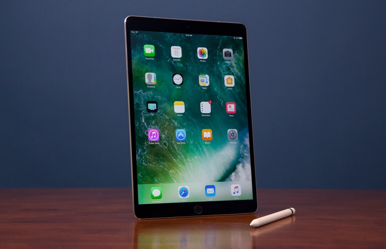 역대급 업그레이드가 되어 찬사가 자자한 아이패드 프로 10.5 실사.jpg | 인스티즈