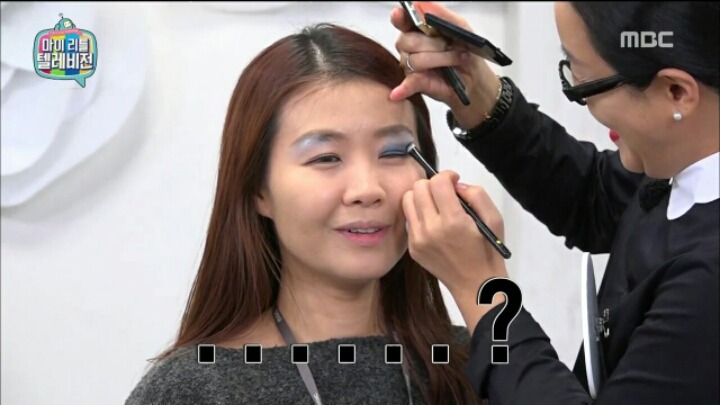 [마리텔] 1980년대 메이크업 받는 기미 작가 | 인스티즈