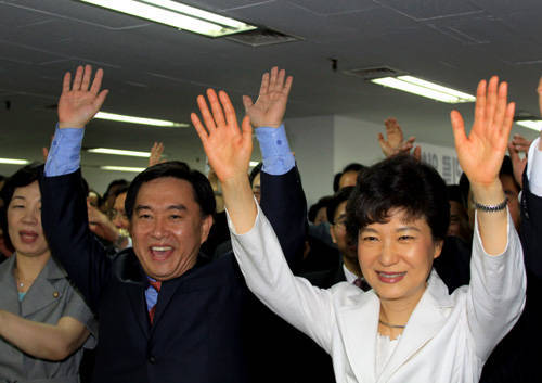 정치가지고 장난질 치는거 보고 욕할 연예인 | 인스티즈