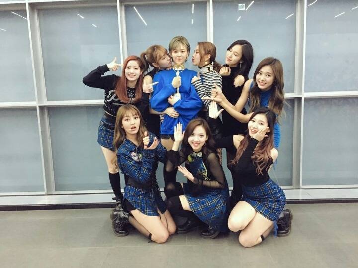 2017년 첫 트와이스 | 인스티즈