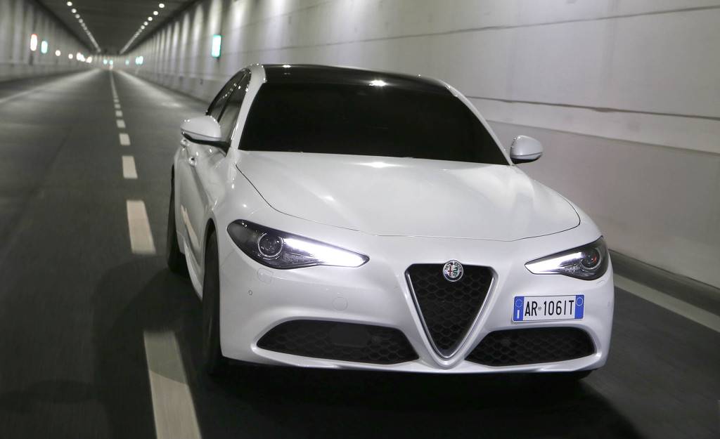 2017 알파로메오 줄리아 [데이터주의] | 인스티즈