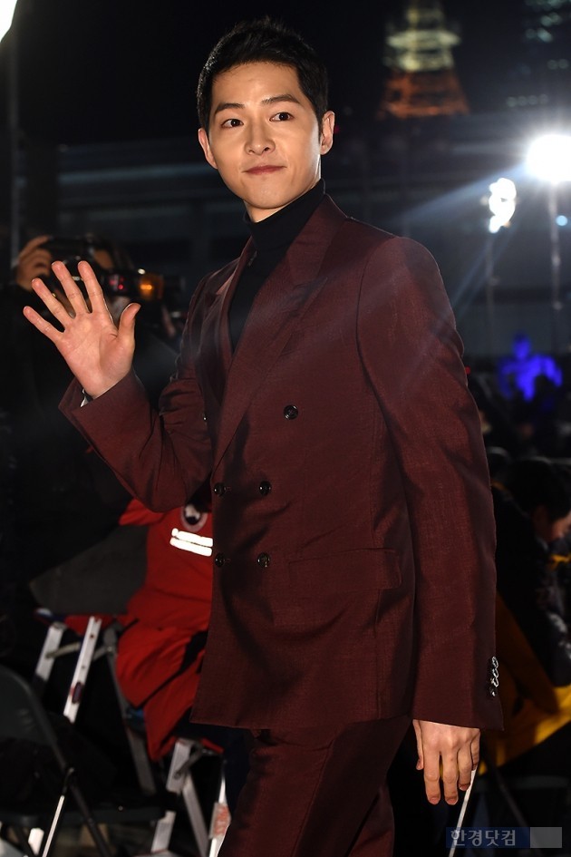 오늘자 송중기 | 인스티즈